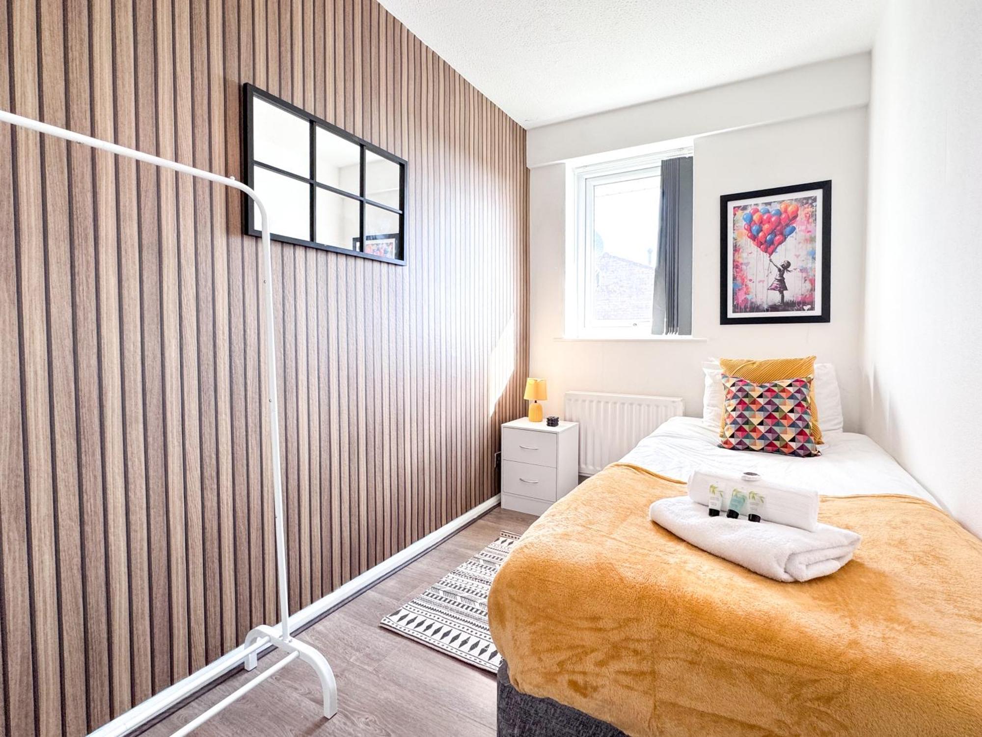 Etihad Stadium - Contractor & Business Holiday home *